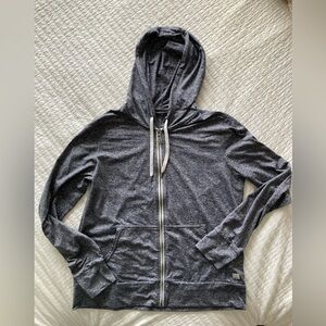 Vuori Halo Performance Hoodie 2.0 -Women’s Medium, Heather Grey